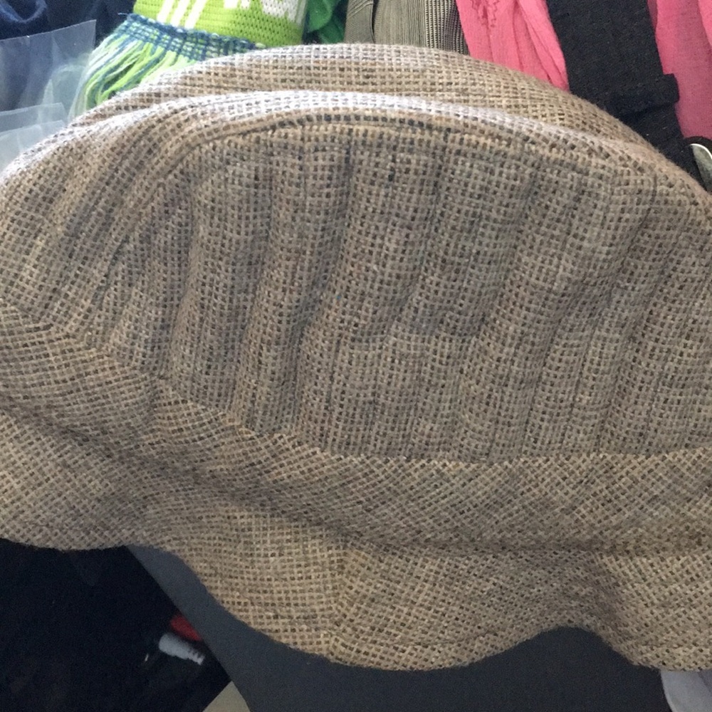 LADIES totes hat medium